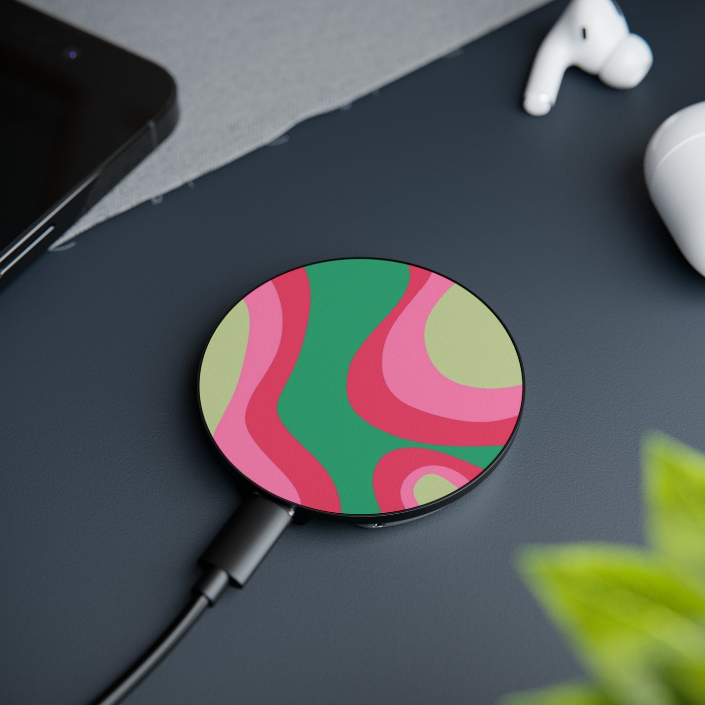 Organic Magnetic Induction Charger