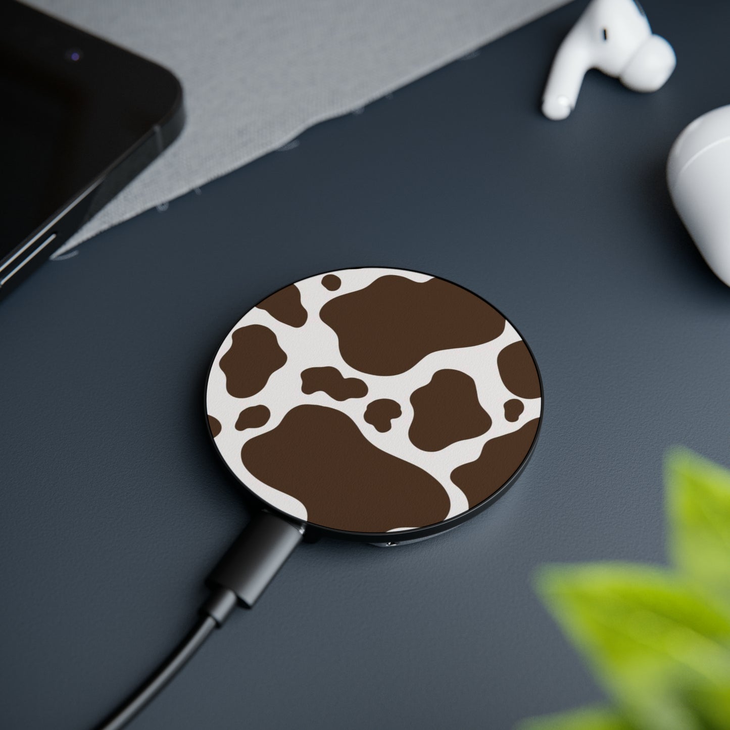 Brown Cow Magnetic Induction Charger