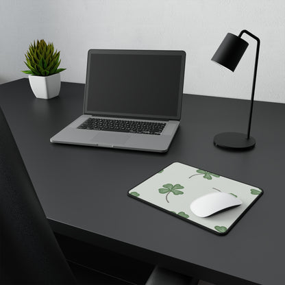 4 Leaf Non-Slip Gaming Mouse Pad